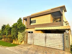 House Spread Over 20 Marla In DHA Phase 6 Available