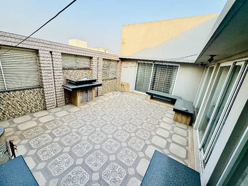 House Spread Over 20 Marla In DHA Phase 6 Available 8