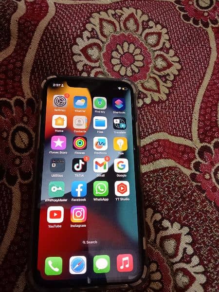i phone 11 pro 512GB Face ID disable 1