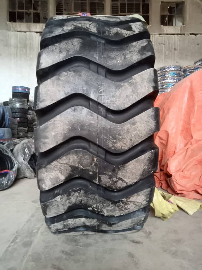 Tractor Tyres for sell/ Urgent sale tractor tyres/ tyre for sell 3