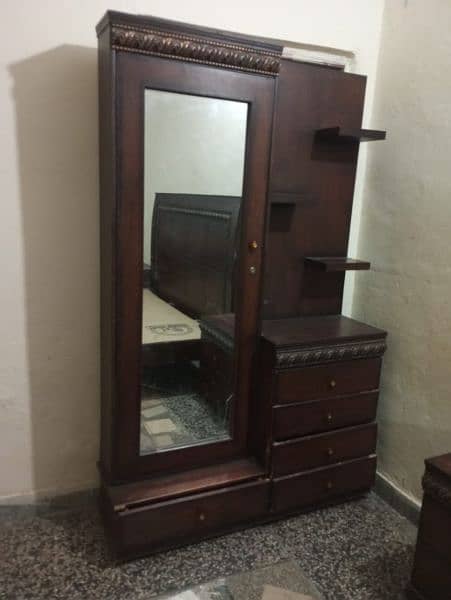 Home furniture for sale used but like new urgently 8
