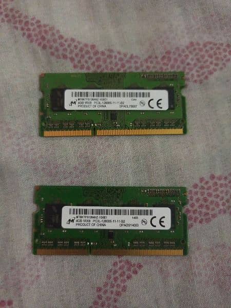 8 gb RAM, 4 gb each 0