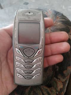 Nokia 6100 0