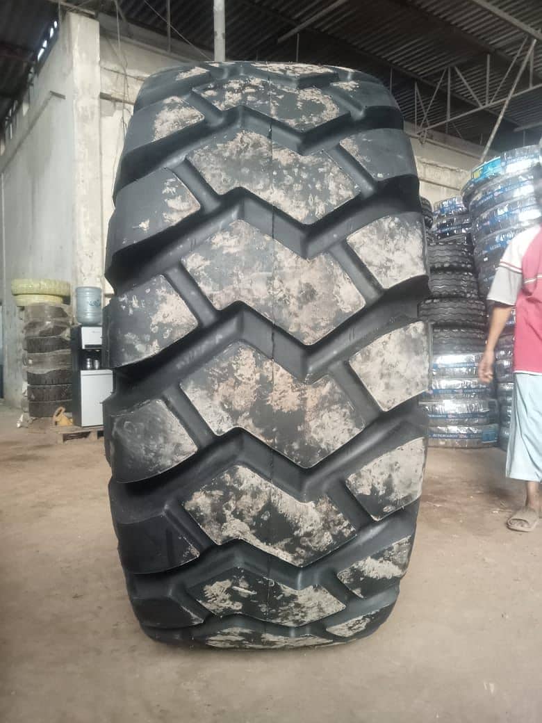 Tractor Tyres for sell/ Urgent sale tractor tyres/ tyre for sell 14