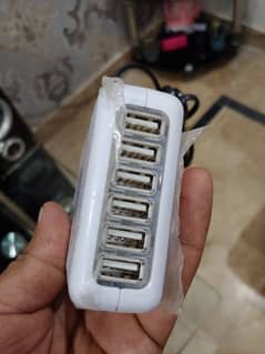 imported chargers supply 6 phones charge 1 time