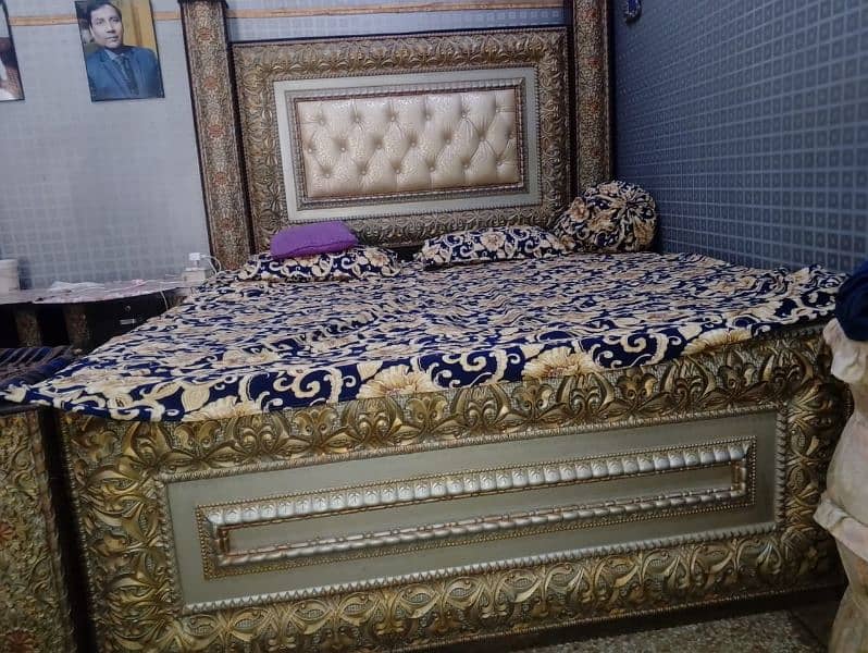 double bed set for sell urgent need money 0