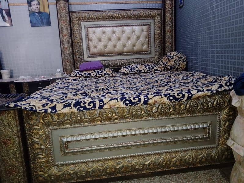 double bed set for sell urgent need money 1