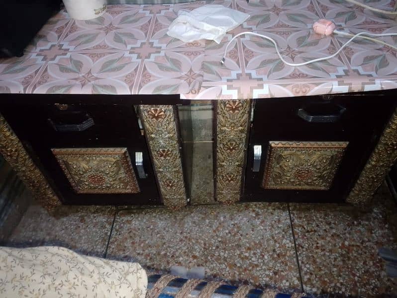 double bed set for sell urgent need money 3