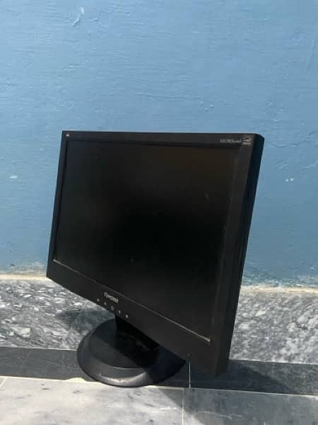 VIEWSONIC 19 inch monitor 1