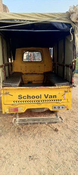 school van auto rikshaw and use to lowder purpose 1