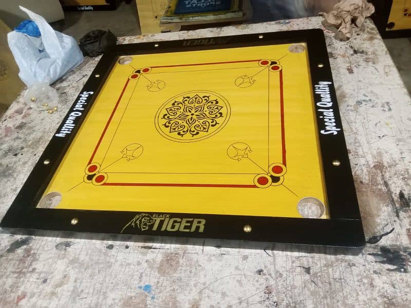 carrom board very fine quality factory rate. . . with daraz or goti set 3