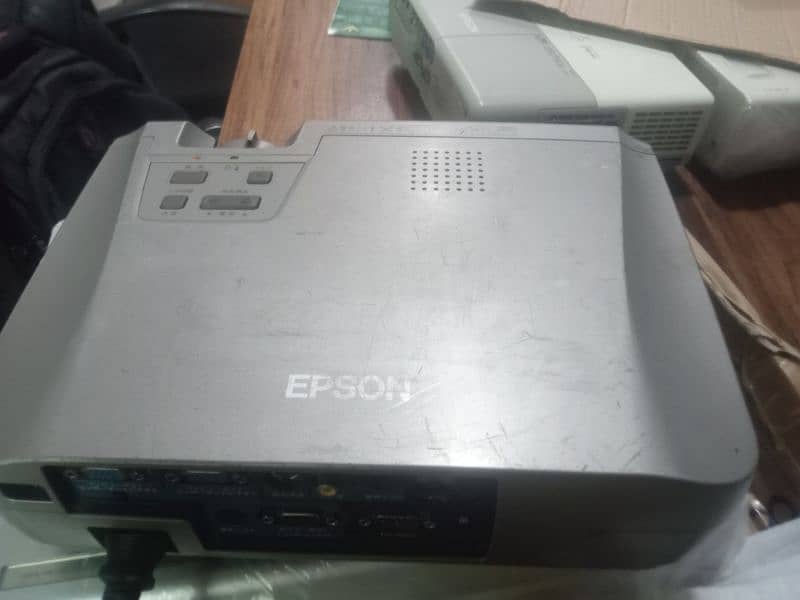 Branded multimedia projectors available for sale 8
