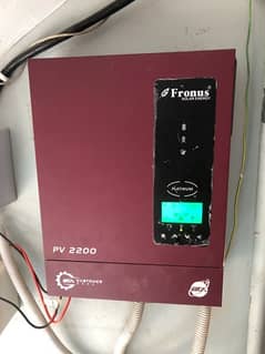 FRONUS PV 2200 (3 month used only) In warranty 0