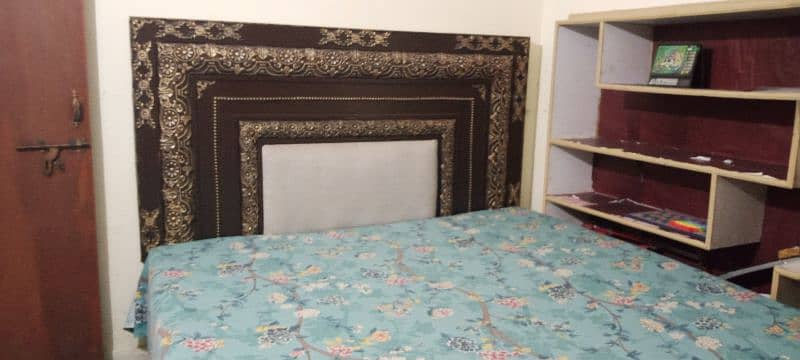 Wooden bed reasonable price 0