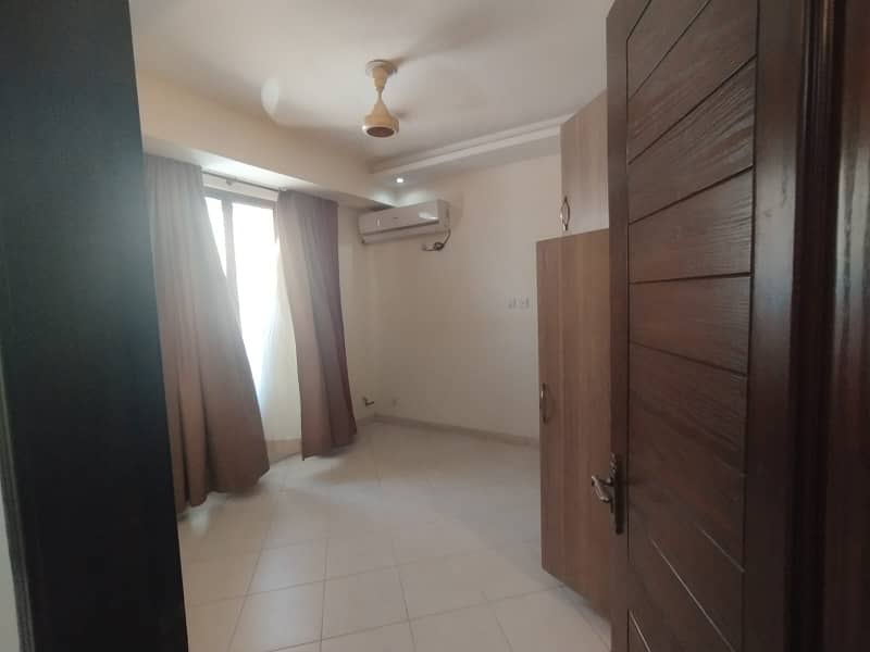2 BED AVAILABLE FOR RENT IN BAHRIA PHASE 2 NEAR TO MASGID PARK AND SCHOOL 7