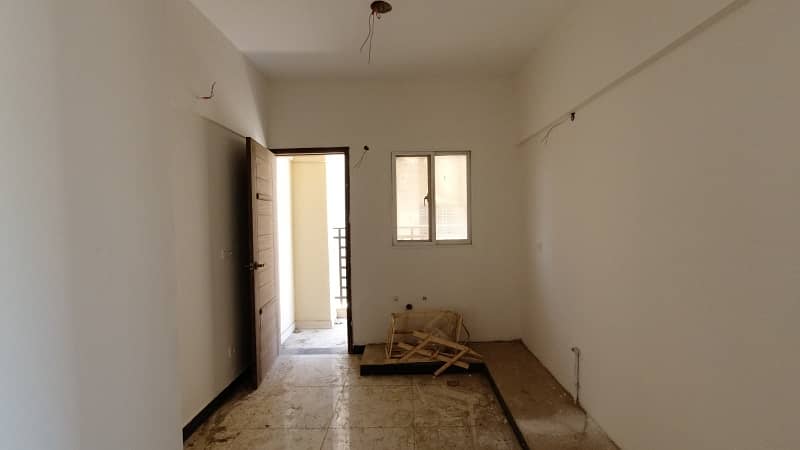 Shaheed Millat Road Flat For sale Sized 2000 Square Feet 16