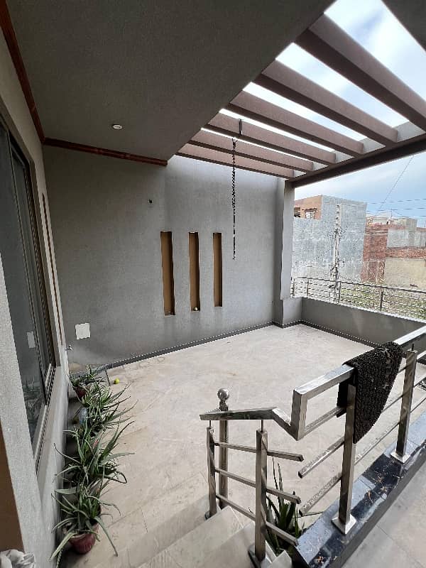 10 Marla Double Story Beautiful House For Sale In AlRehman Garden Phase 3 G. T Road Manawan Lahore 16