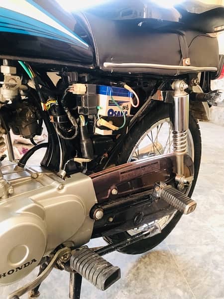 Honda 125cc 8