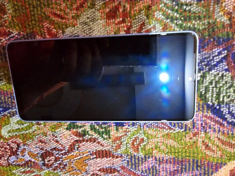 Samsung A33 5G 10/10 condition like as a brand new 4
