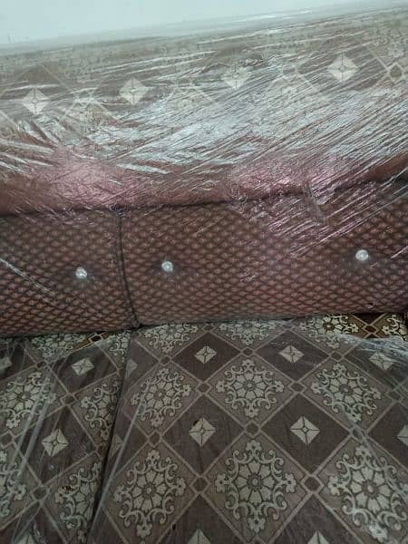 New Sofa set in 10/10 condition in Lahore, Sabzazar 3