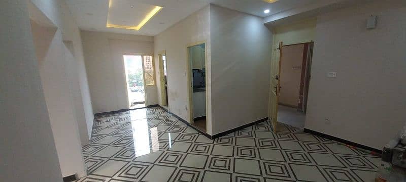 BEAUTIFUL AND AOUT CLASS OFFICE FOR RENT IN F10 MARKAZ 4