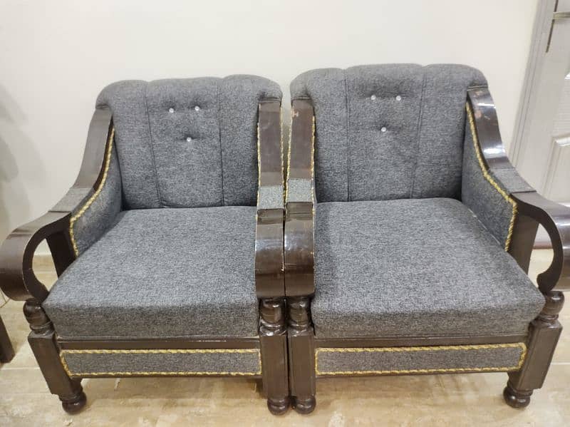 8 SEATER SOFA SET IN GOOD CONDITION 2