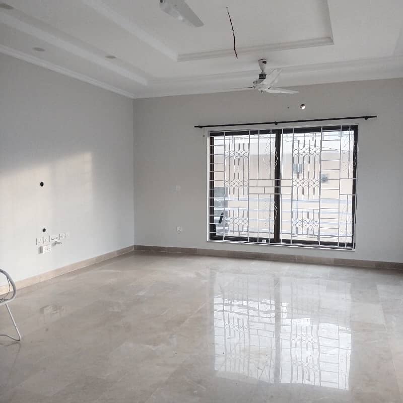Top Class Uper Portion For Rent In G-9/3 2