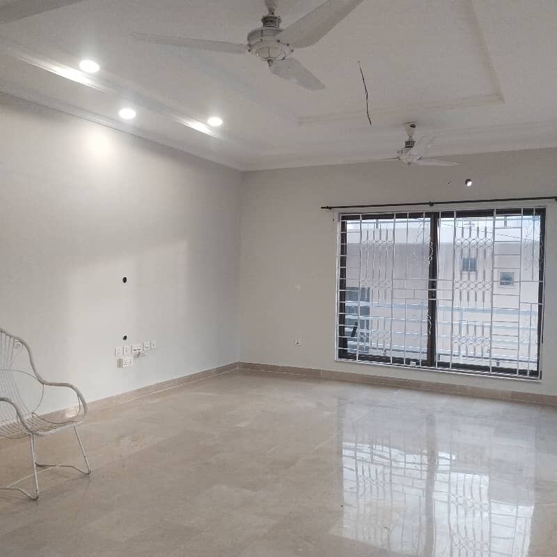 Top Class Uper Portion For Rent In G-9/3 3