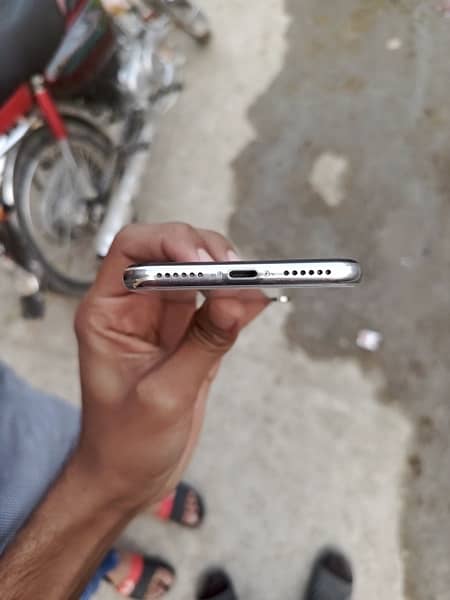 iPhone x pta 64 73% dot urgent sale only contact 03208490351 3
