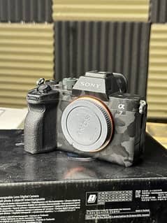 sony a7iv excellent condition 0