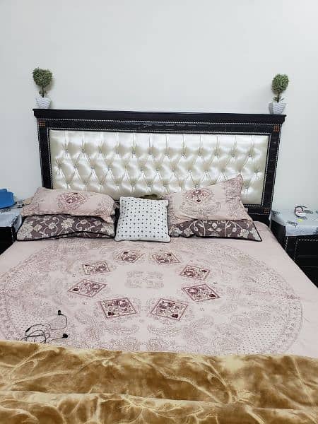 bed set and dressing 0