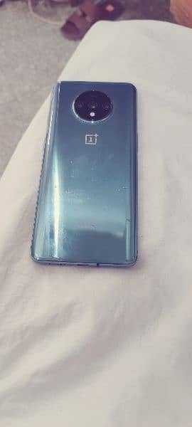 One Plus very good condition one plus 7-T 2