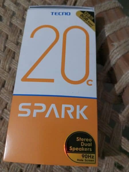 tecno spark 20c 4+4/128 Gb hai. Brand new just 3 month one hand use. 2
