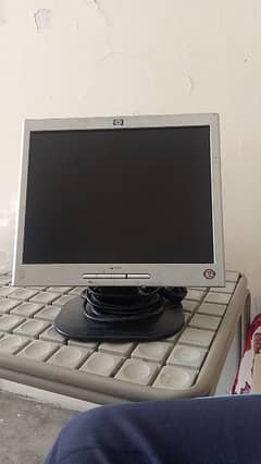 hp lcd/monitor available in good condition 0