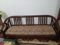 pure wood 5 seter sofa set original & very good condition