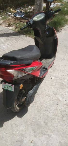 electric Scooty 2