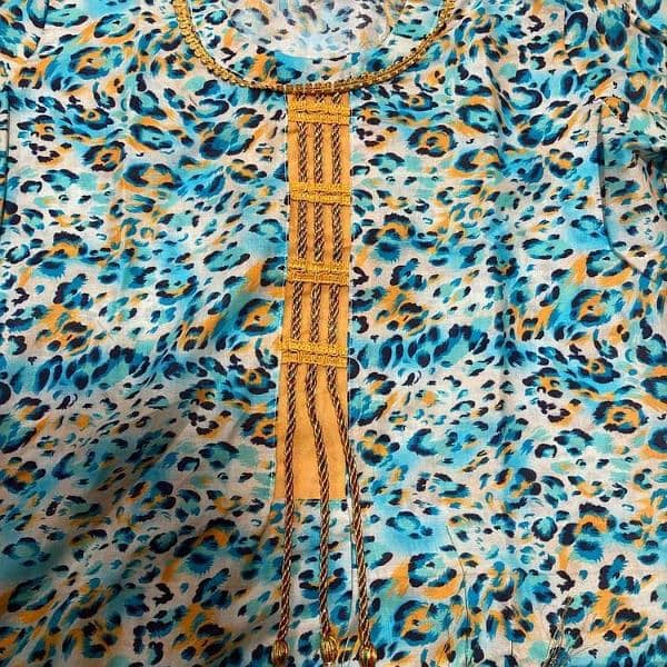 *: 2 Pcs Women's Stitched Arabic Lawn Digital Print Suit 3