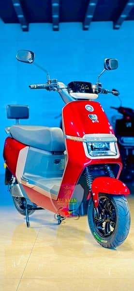 150 km RAMZA G7 F507 RAMZA A700 EV PETROL AUTOMATIC SCOOTY SCOOTER 1