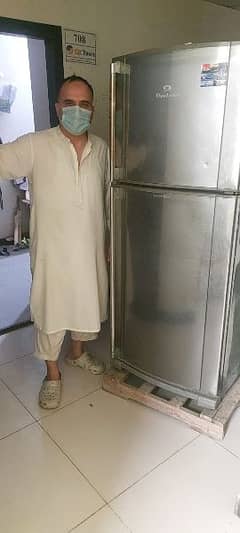 fridge for Sale. . Rs. 40000