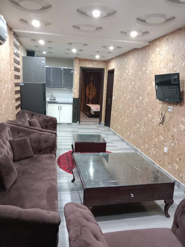 One badroom apartment available for rent daily basis in Bahria town 5