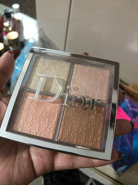 Dior backstage glow palette highlight and blush 1