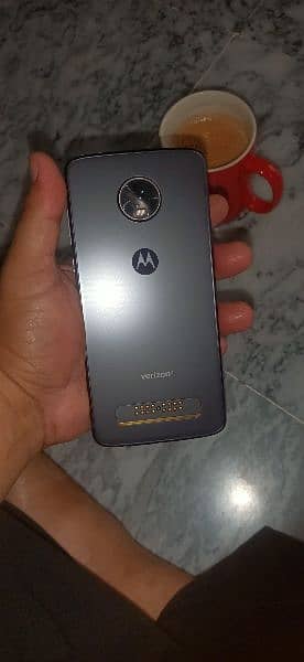 Motorola Z4 2
