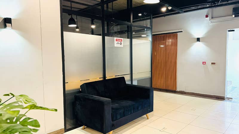 3800 SFT Well Furnished Corporate Office For Rent At Main Boulevard Gulberg 5