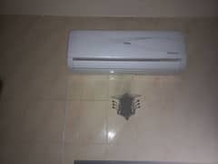 Haier Dc inverter 1 ton with R32 gas
