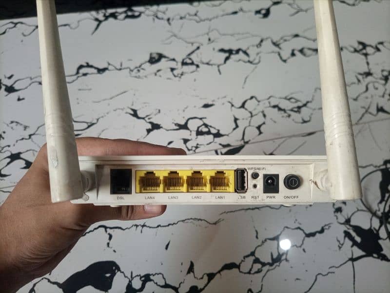 PTCL Router Used Condition 10/10 Working 2