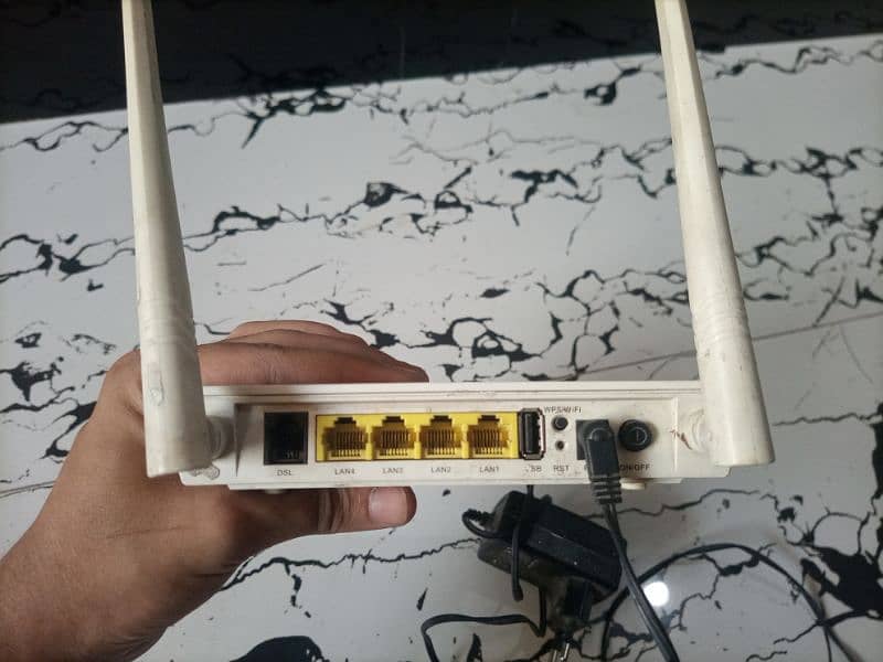 PTCL Router Used Condition 10/10 Working 3