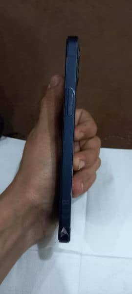 I phone 12 in good condition 10