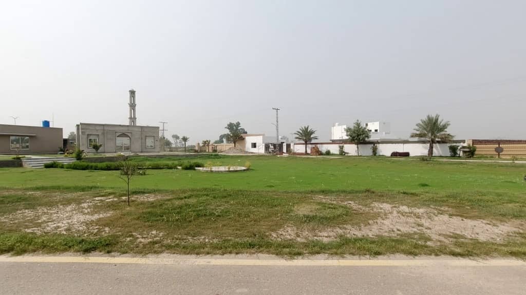 2 Kanal Farm House Land For Sale In Lahore Greenz Bedian Road Lahore 23