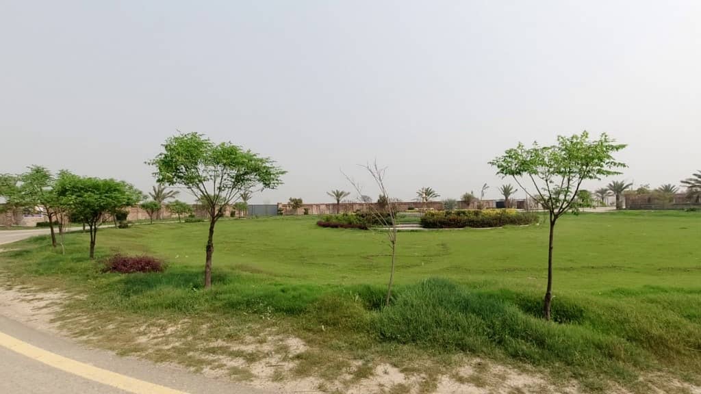 2 Kanal Farm House Land For Sale In Lahore Greenz Bedian Road Lahore 33