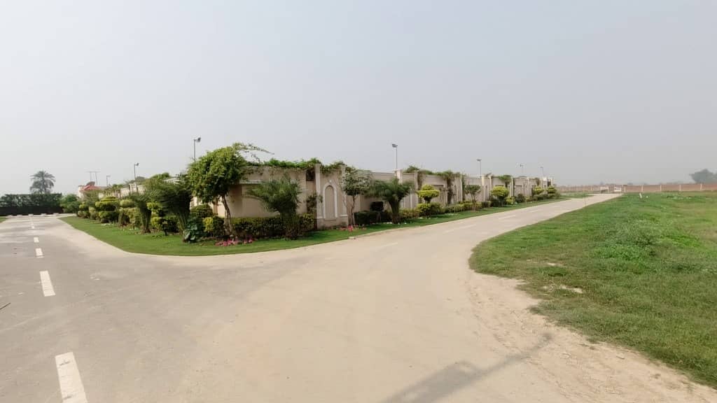 2 Kanal Farm House Land For Sale In Lahore Greenz Bedian Road Lahore 35